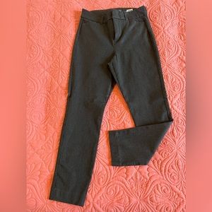 Old Navy, size 6, high rise, color gray